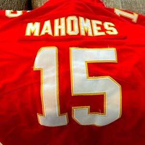 Boys Size S, 8, Mahomes Chiefs Jersey